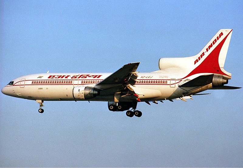 L-1011 TriStar